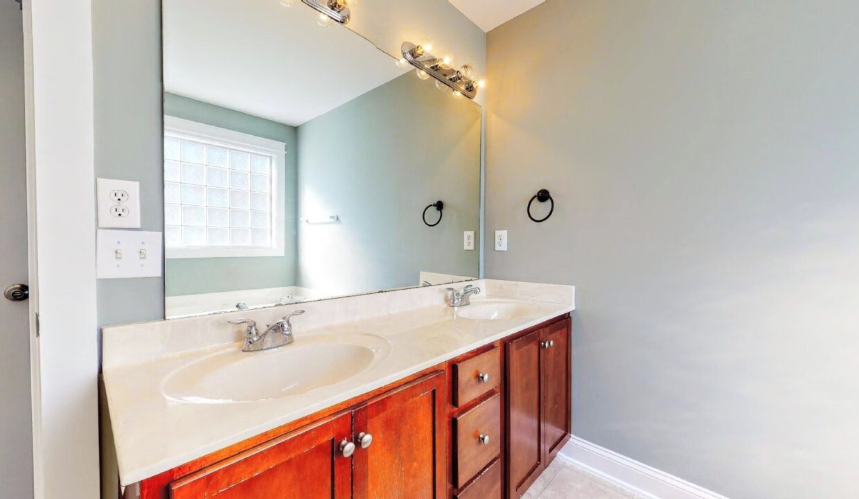 150-Honeybee-Trace-Clayton-NC-27520-16