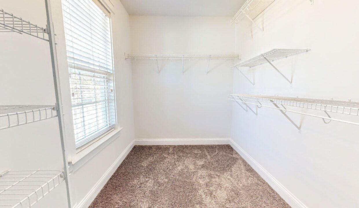 150-Honeybee-Trace-Clayton-NC-27520-18