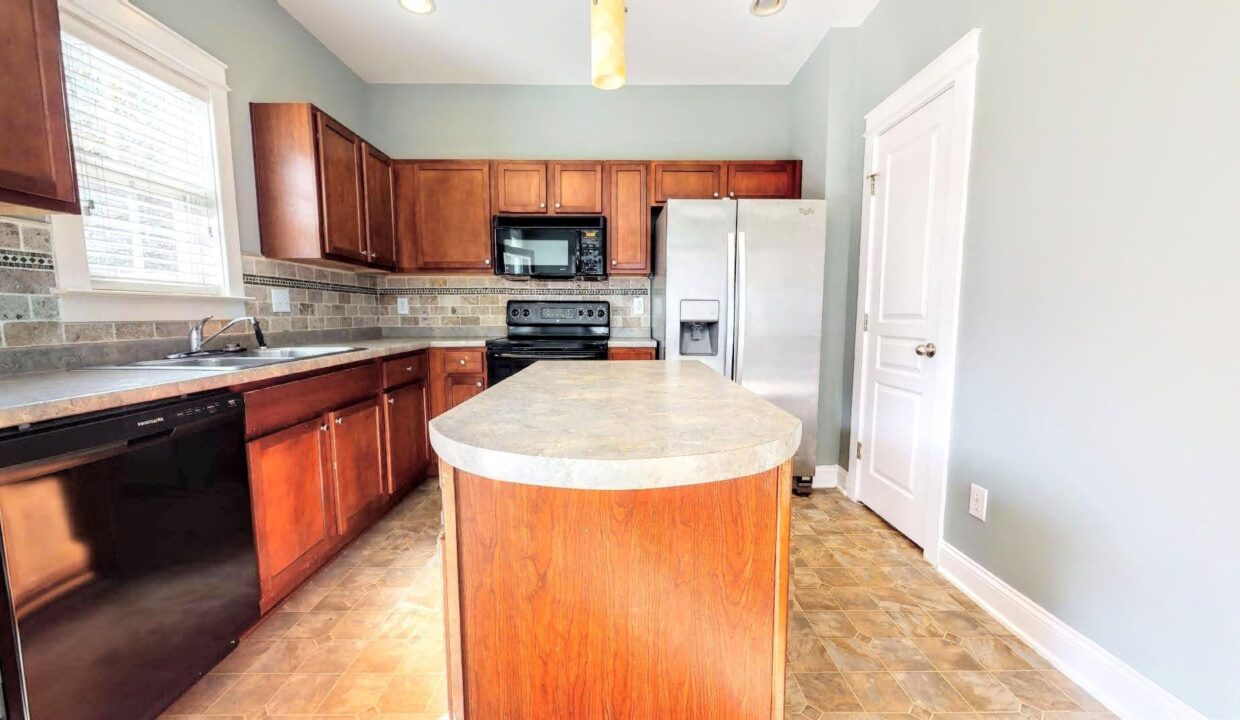 150-Honeybee-Trace-Clayton-NC-27520-9