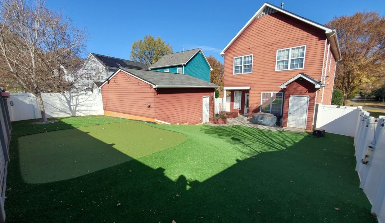 1508-Peaceful-Way-Dr-Charlotte-NC-28206-10