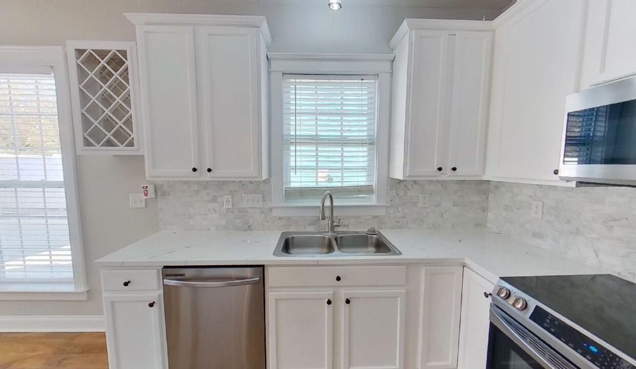1508-Peaceful-Way-Dr-Charlotte-NC-28206-12
