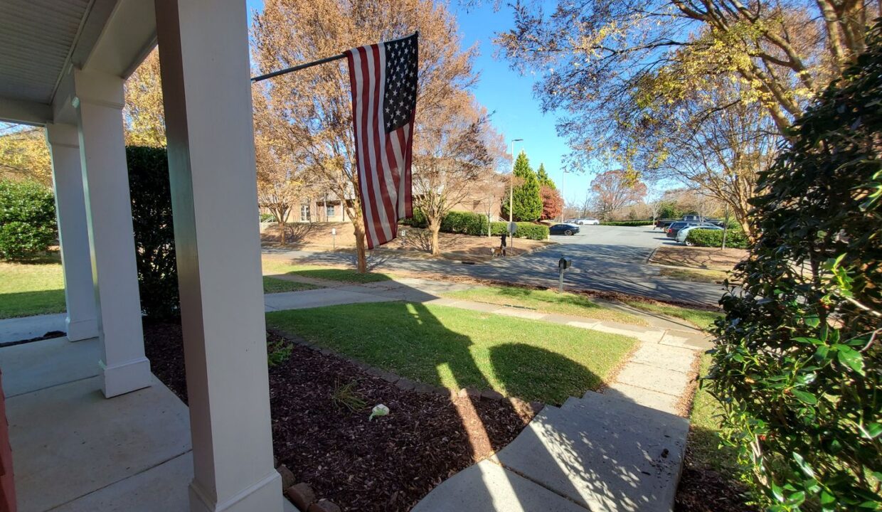 1508-Peaceful-Way-Dr-Charlotte-NC-28206-16