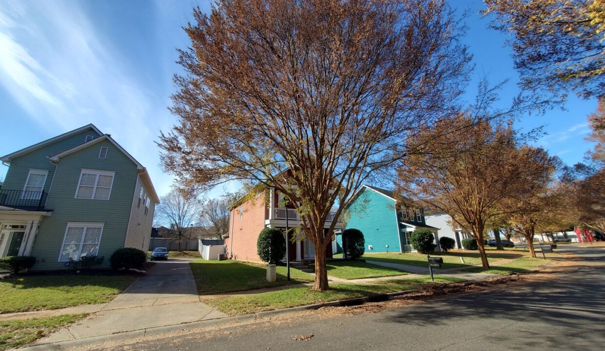 1508-Peaceful-Way-Dr-Charlotte-NC-28206-25