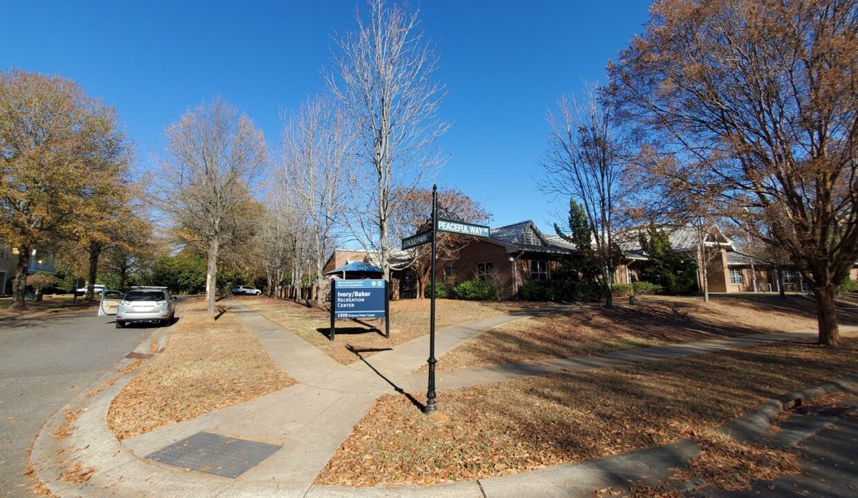 1508-Peaceful-Way-Dr-Charlotte-NC-28206-27