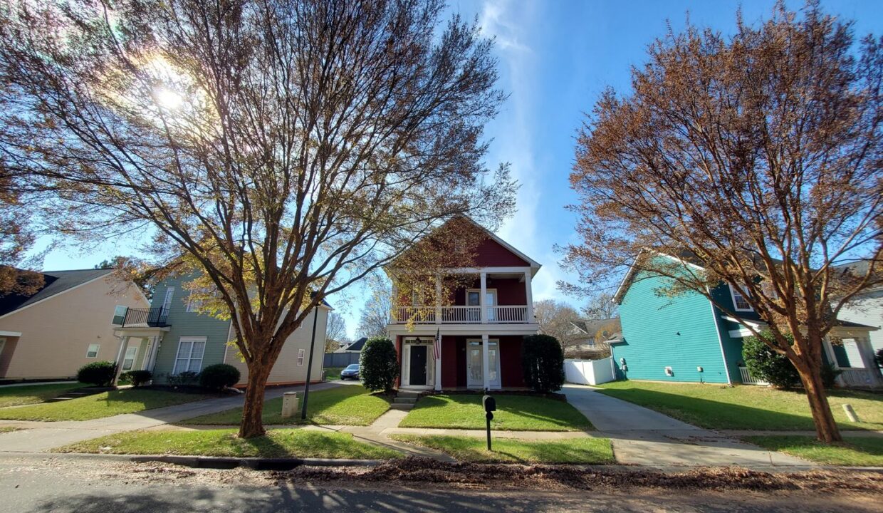 1508-Peaceful-Way-Dr-Charlotte-NC-28206-29