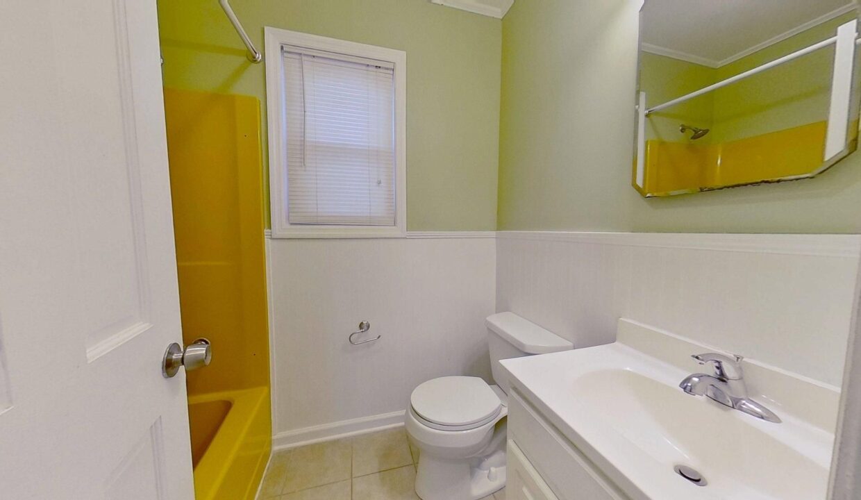 2256-Lake-Shore-Dr-Unit-2-Wilmington-NC-28401-13