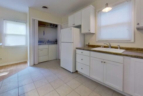2256-Lake-Shore-Dr-Unit-2-Wilmington-NC-28401-3