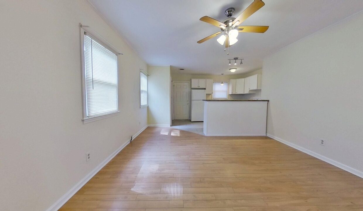 2256-Lake-Shore-Dr-Unit-2-Wilmington-NC-28401-5