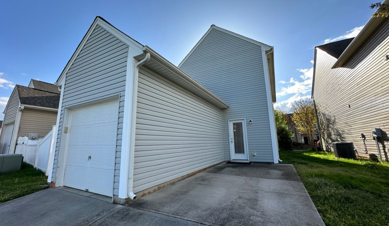 2480-Autumn-Mist-Dr-Winston-Salem-NC-27103-29