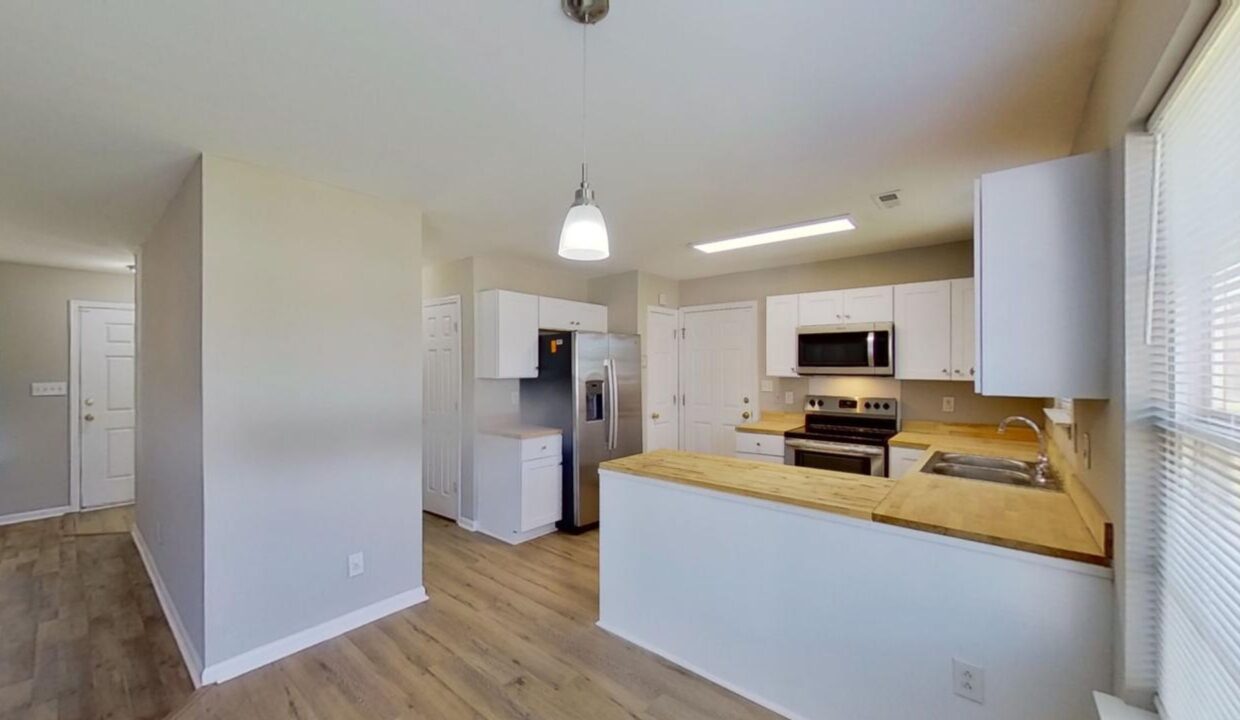 3016-Christian-Scott-Ln-Charlotte-NC-28214-15