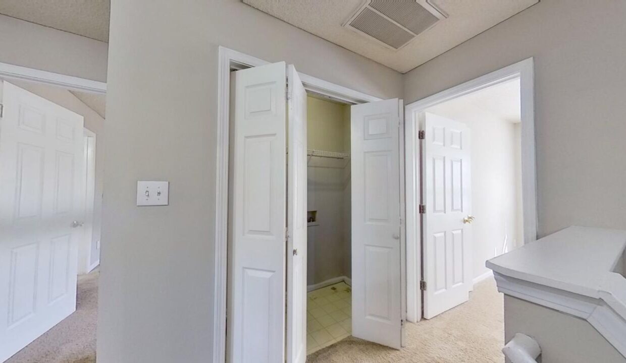 3016-Christian-Scott-Ln-Charlotte-NC-28214-43