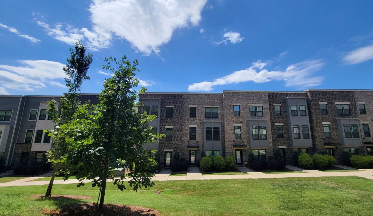 320-Chattooga-Way-Charlotte-NC-28211-10
