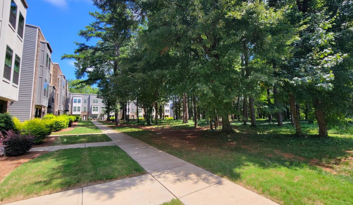 320-Chattooga-Way-Charlotte-NC-28211-22