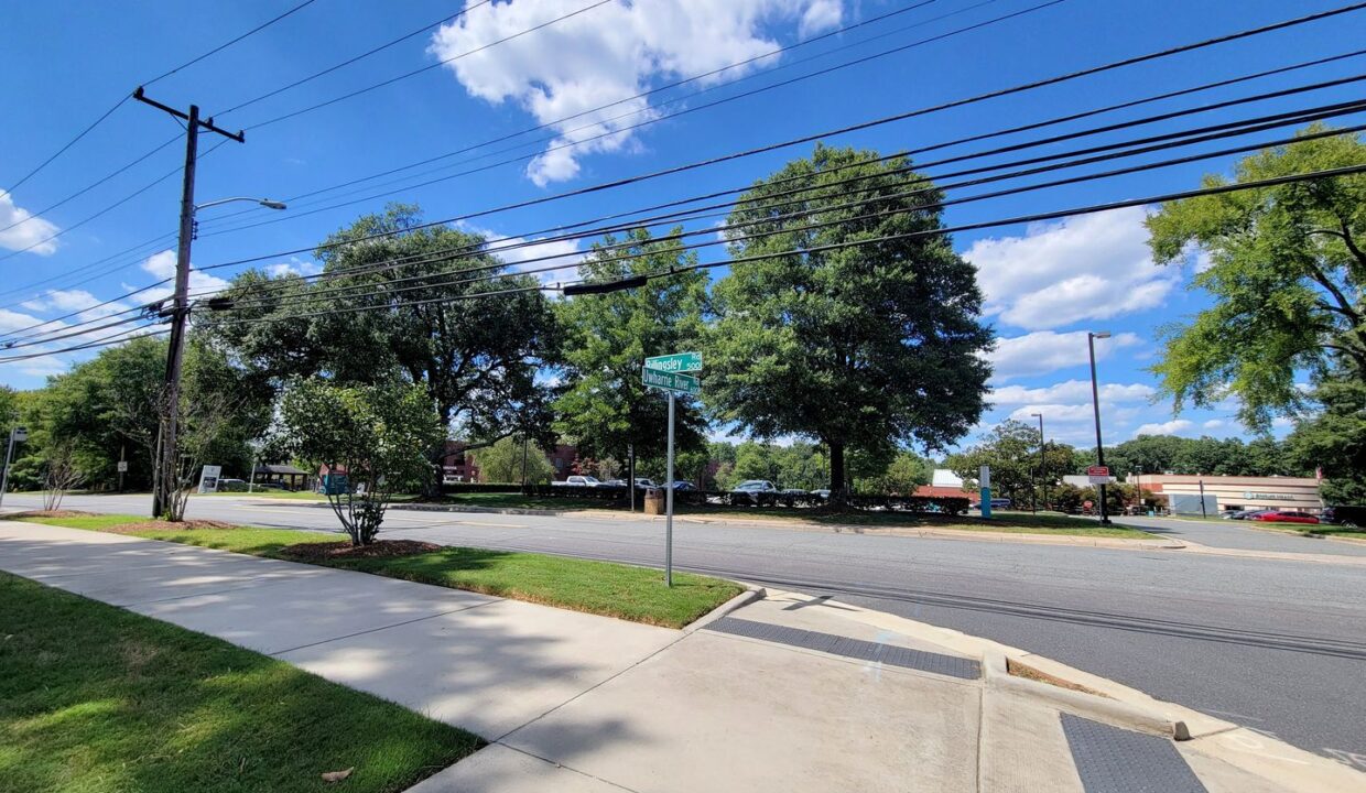 320-Chattooga-Way-Charlotte-NC-28211-26