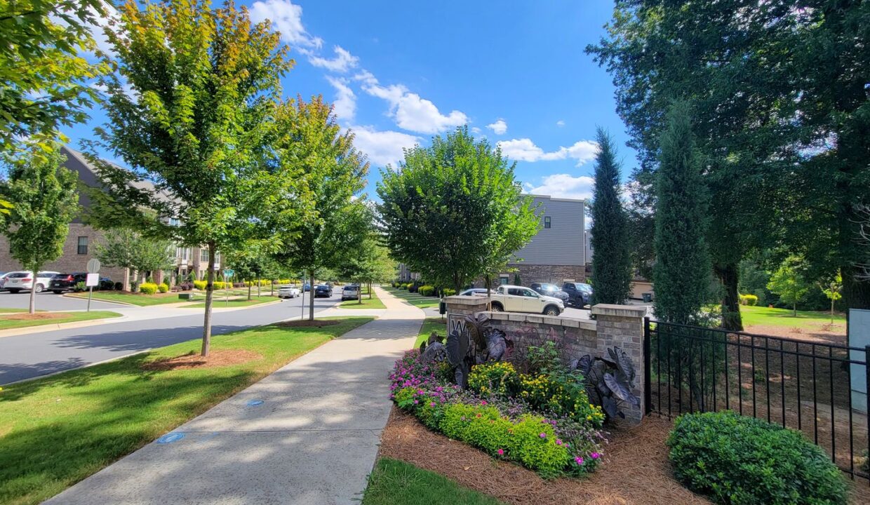 320-Chattooga-Way-Charlotte-NC-28211-28