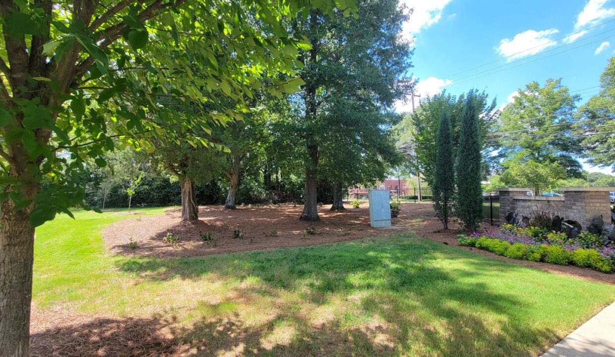 320-Chattooga-Way-Charlotte-NC-28211-31