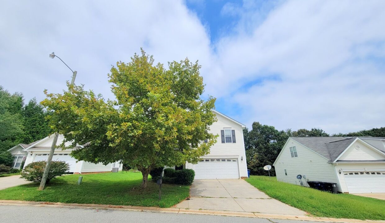3525-Dunbarton-Dr-Winston-Salem-NC-27103-19