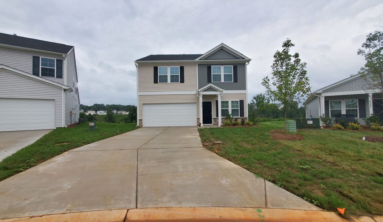 5014-Fallmeade-Rd-Kernersville-NC-27284-16
