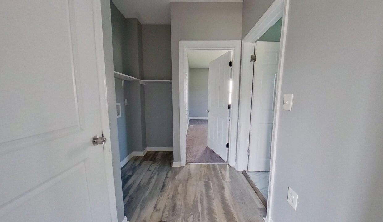 5224-Old-Walkertown-Rd-Winston-Salem-NC-27105-13