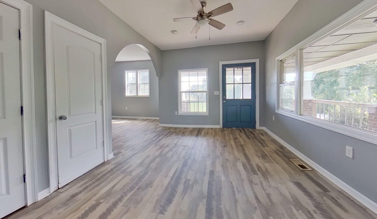 5224-Old-Walkertown-Rd-Winston-Salem-NC-27105-19