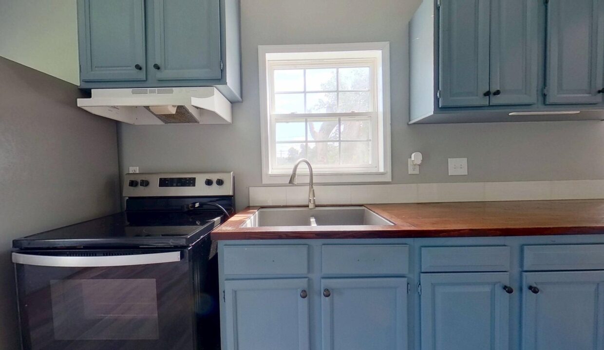 5224-Old-Walkertown-Rd-Winston-Salem-NC-27105-4