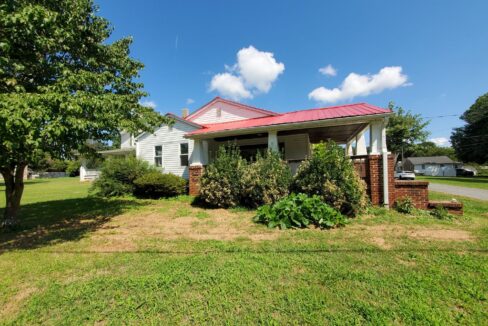 5224-Old-Walkertown-Rd-Winston-Salem-NC-27105-9