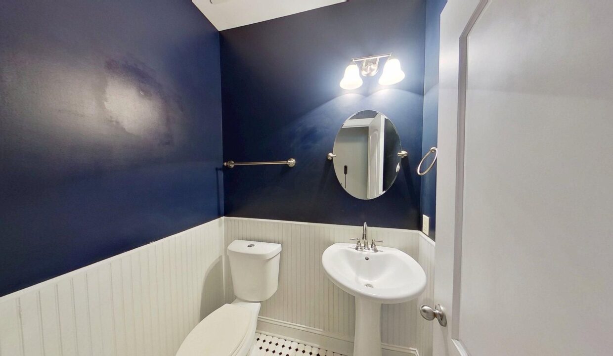 817-Ellington-St-Raleigh-NC-27601-10