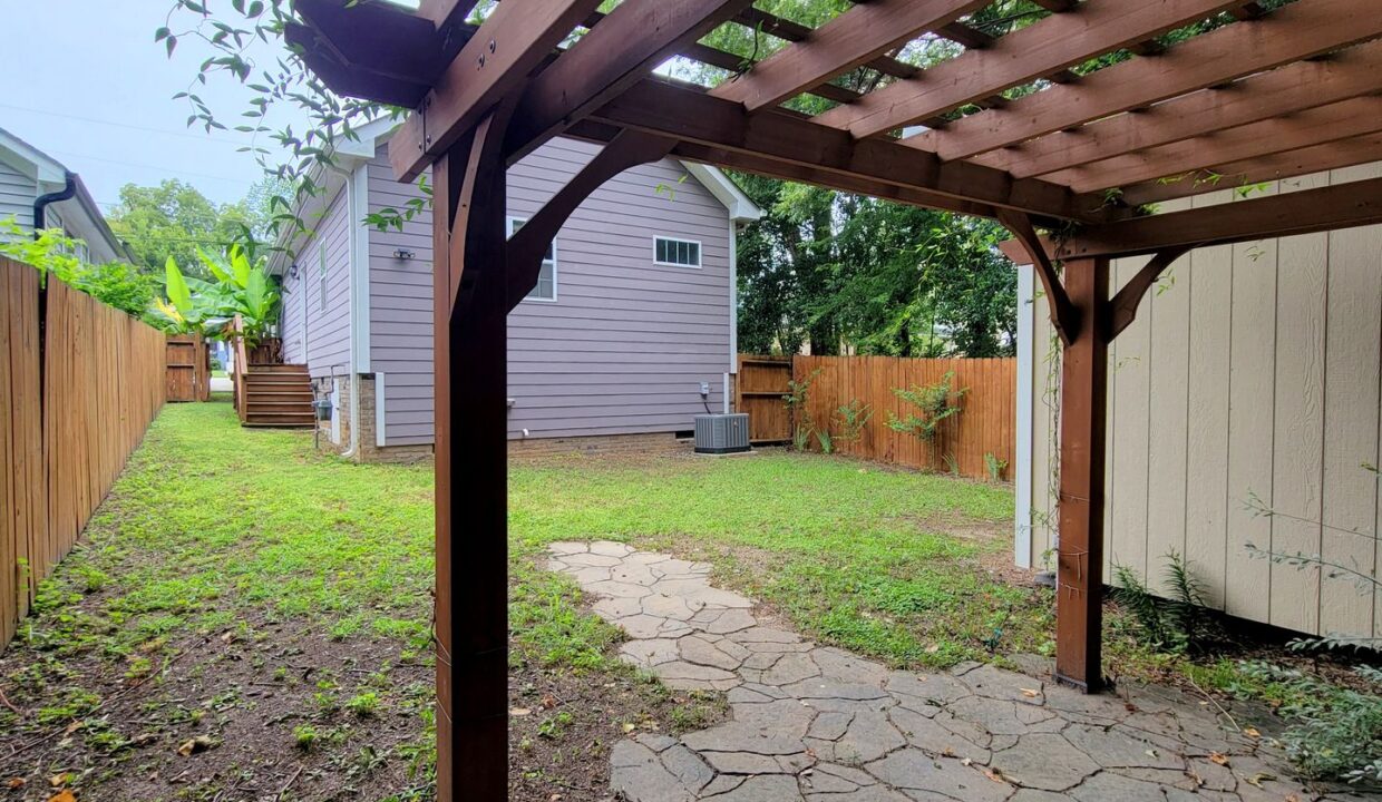 817-Ellington-St-Raleigh-NC-27601-20