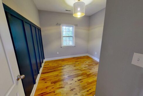 817-Ellington-St-Raleigh-NC-27601-24