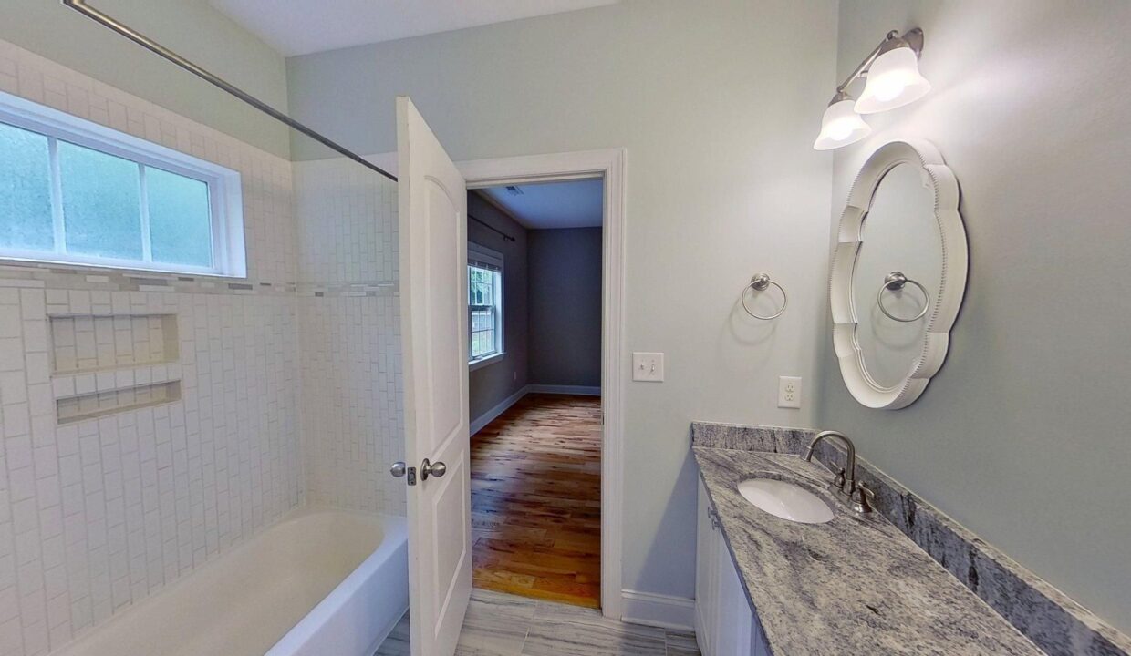 817-Ellington-St-Raleigh-NC-27601-31