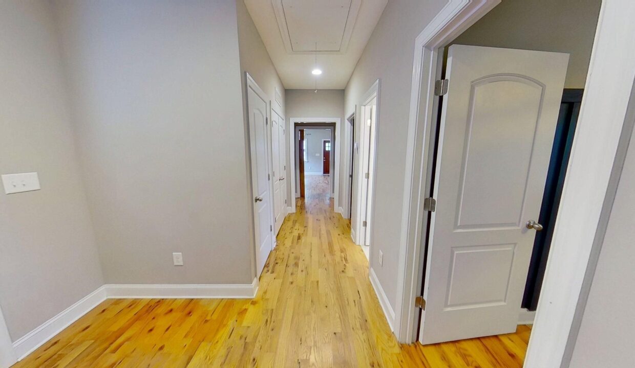 817-Ellington-St-Raleigh-NC-27601-34