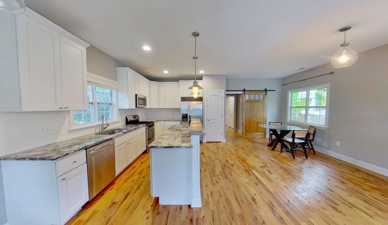 817-Ellington-St-Raleigh-NC-27601-5