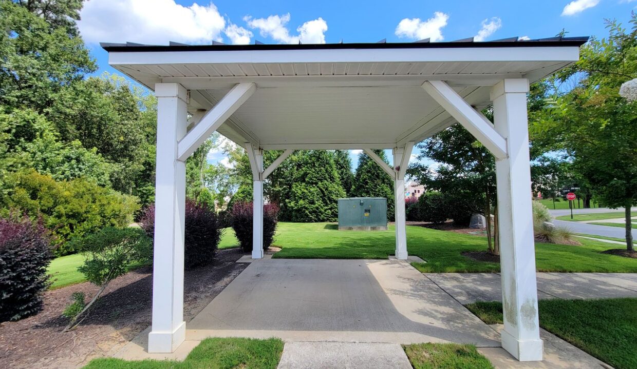 82-E-Painted-Way-Clayton-NC-27527-12