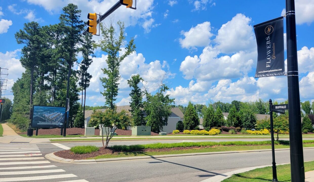 82-E-Painted-Way-Clayton-NC-27527-21