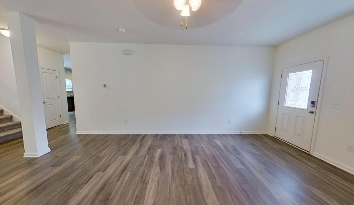 82-E-Painted-Way-Clayton-NC-27527-3