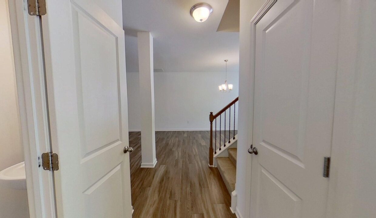 82-E-Painted-Way-Clayton-NC-27527-37