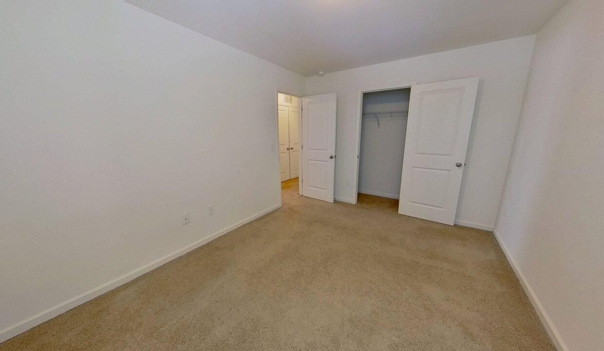 82-E-Painted-Way-Clayton-NC-27527-45