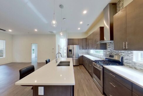 1121-N-Alexander-St-Charlotte-NC-28206-17