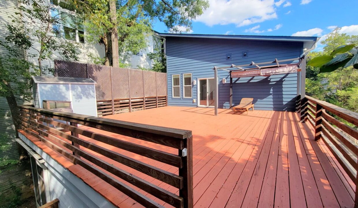 1121-N-Alexander-St-Charlotte-NC-28206-18