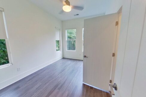 1121-N-Alexander-St-Charlotte-NC-28206-19