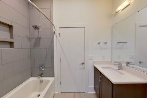 1121-N-Alexander-St-Charlotte-NC-28206-21