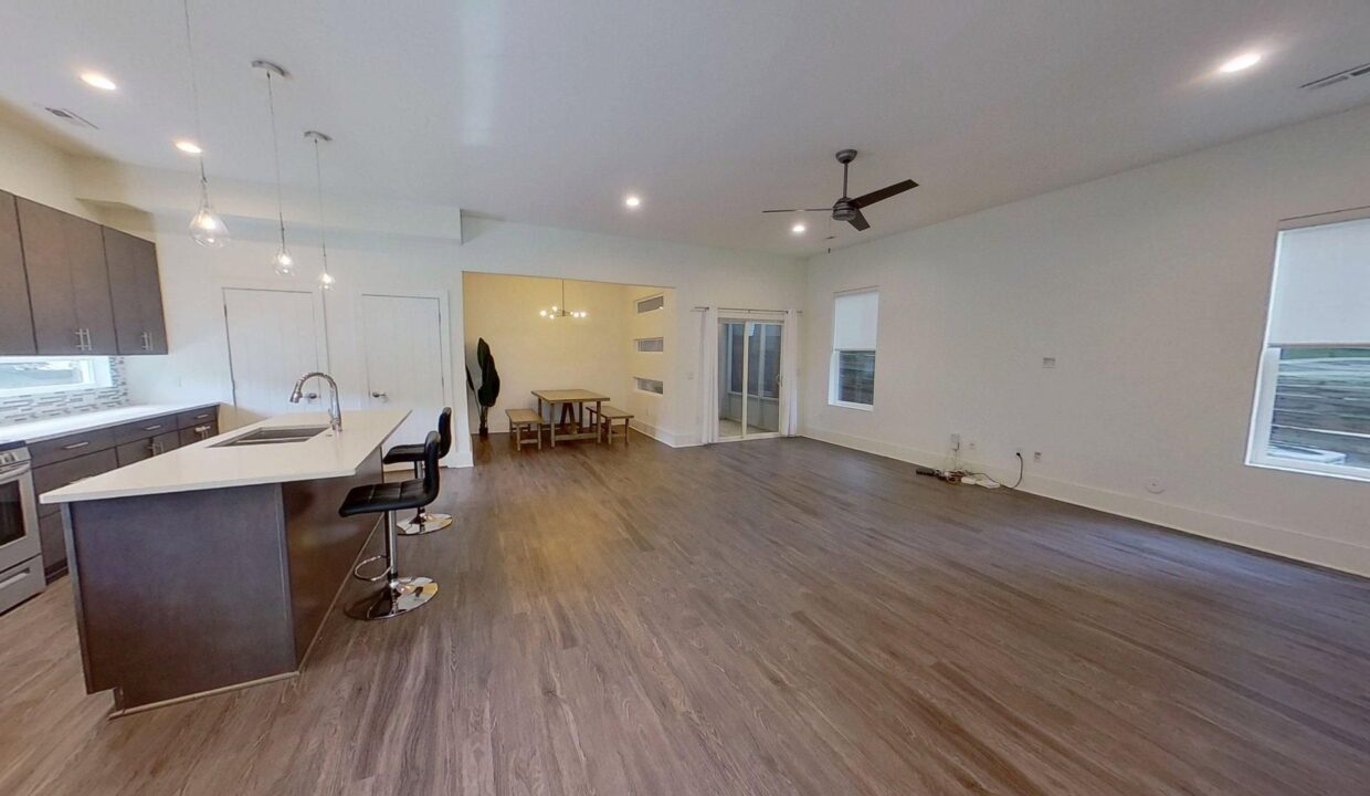 1121-N-Alexander-St-Charlotte-NC-28206-23