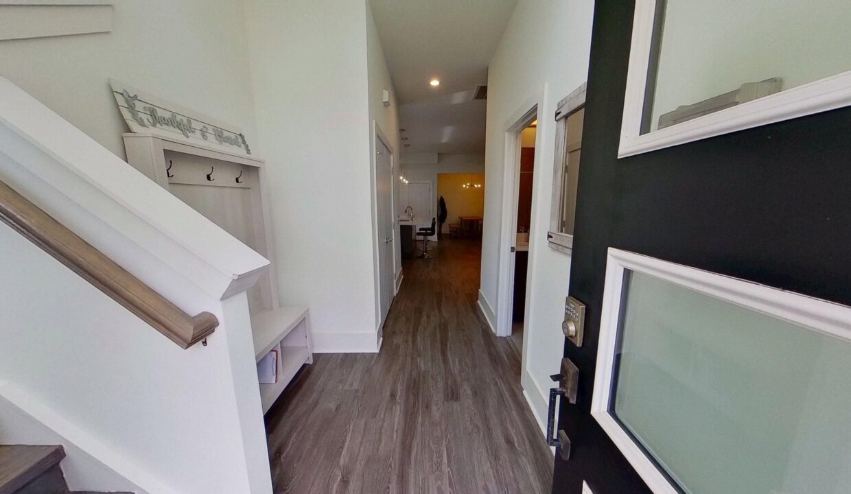 1121-N-Alexander-St-Charlotte-NC-28206-25