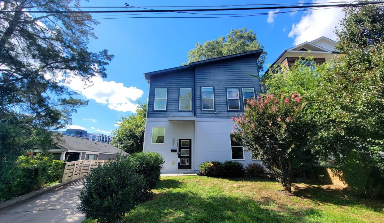 1121-N-Alexander-St-Charlotte-NC-28206-33