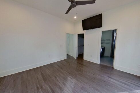 1121-N-Alexander-St-Charlotte-NC-28206-34
