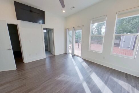 1121-N-Alexander-St-Charlotte-NC-28206-35