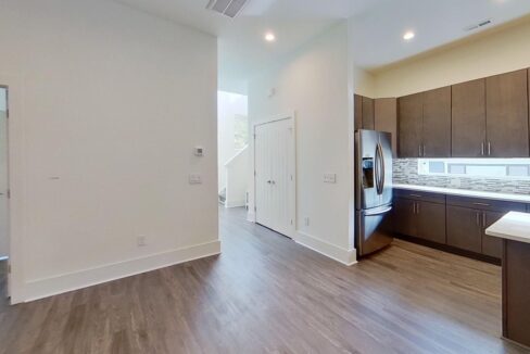 1121-N-Alexander-St-Charlotte-NC-28206-43