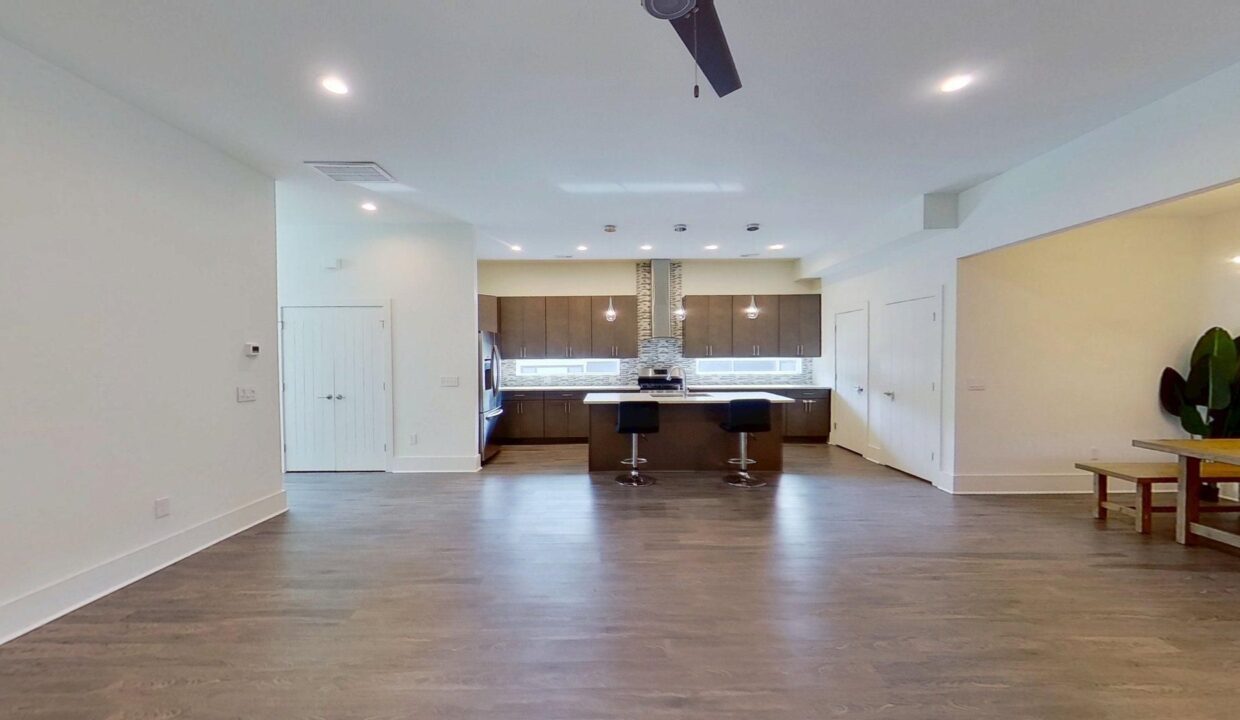 1121-N-Alexander-St-Charlotte-NC-28206-8