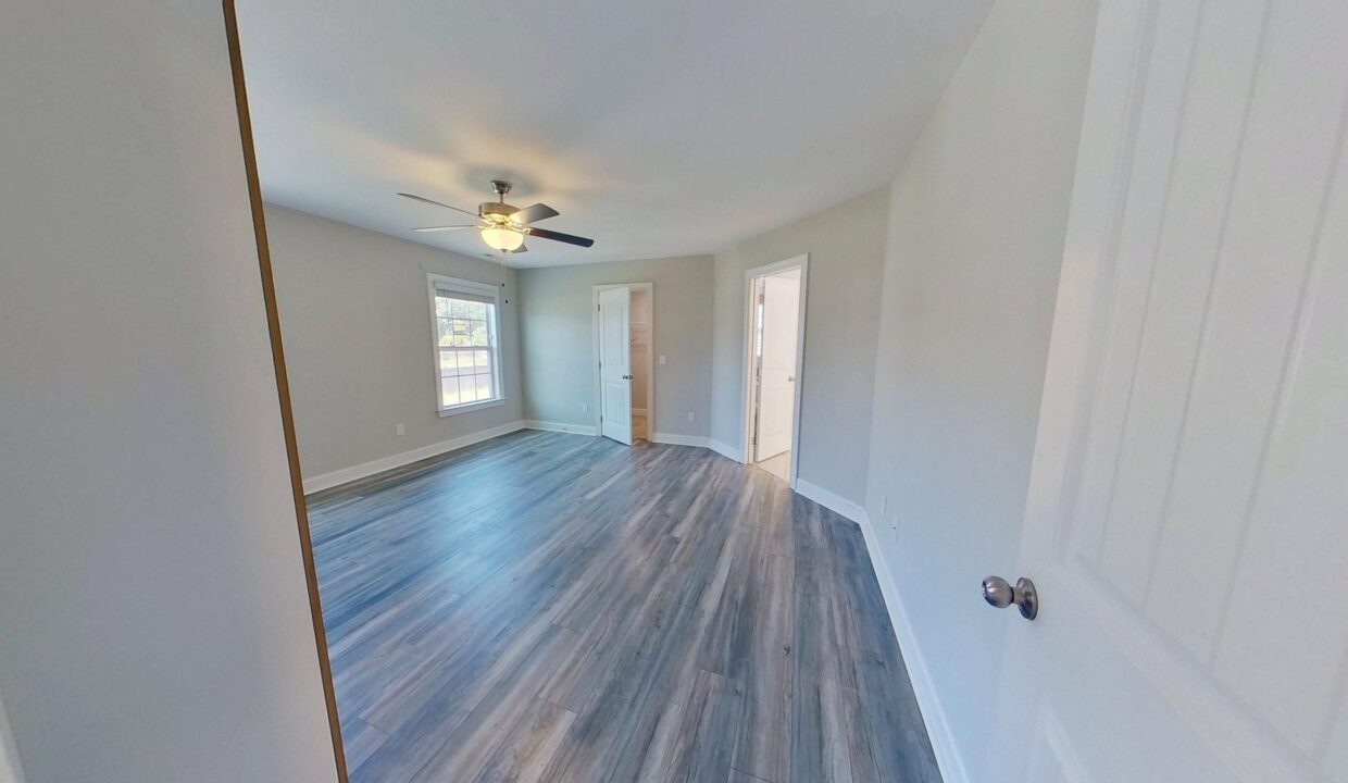 1136-Valley-Dale-Dr-Fuquay-Varina-NC-27526-37