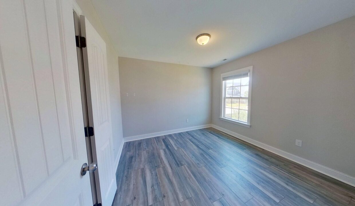 1136-Valley-Dale-Dr-Fuquay-Varina-NC-27526-45